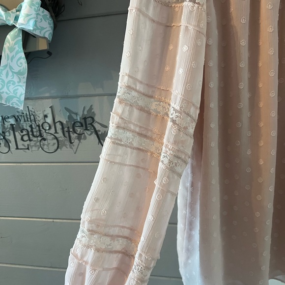 White House Black Market Pale Pink Smocked Ruffled Blouse - Picture 14 of 16